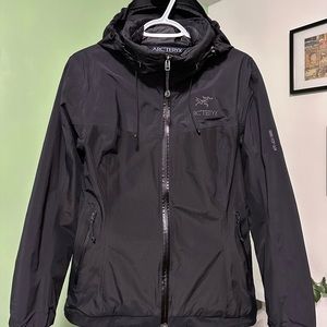 Arc’teryx Fission Goretex XCR Primaloft Size Small